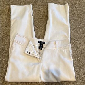 White House Black Market Cream Ankle Cropped Pants